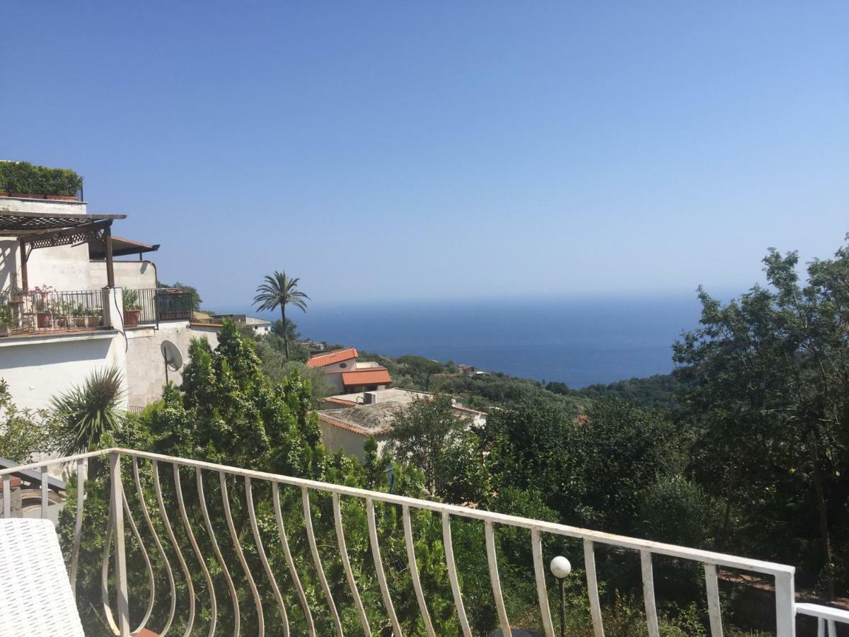Villa Asia Holiday Home Sant'Agata sui due Golfi Exterior photo